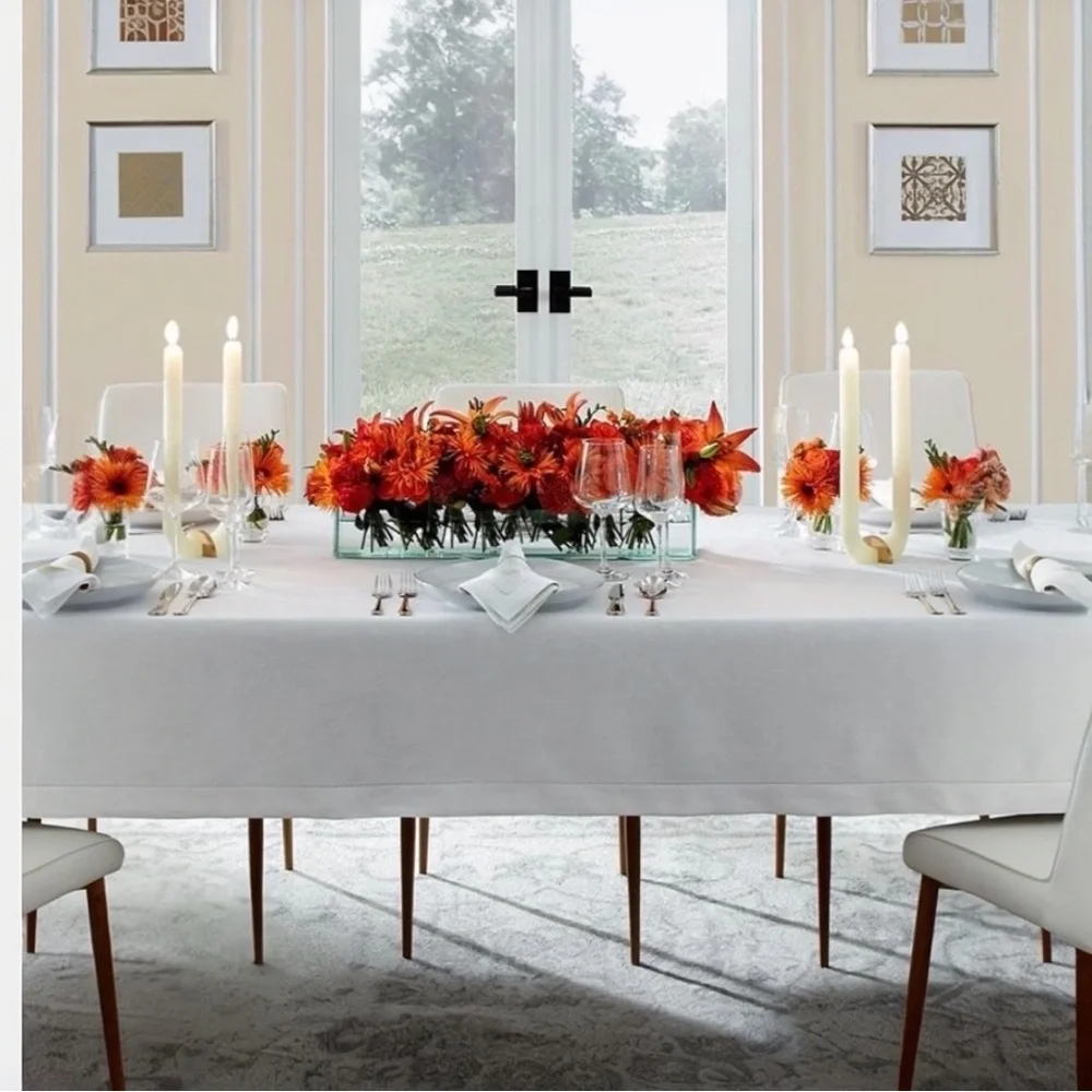 New! SFERRA Oblong White Jacquard Tablecloth 70”x124”